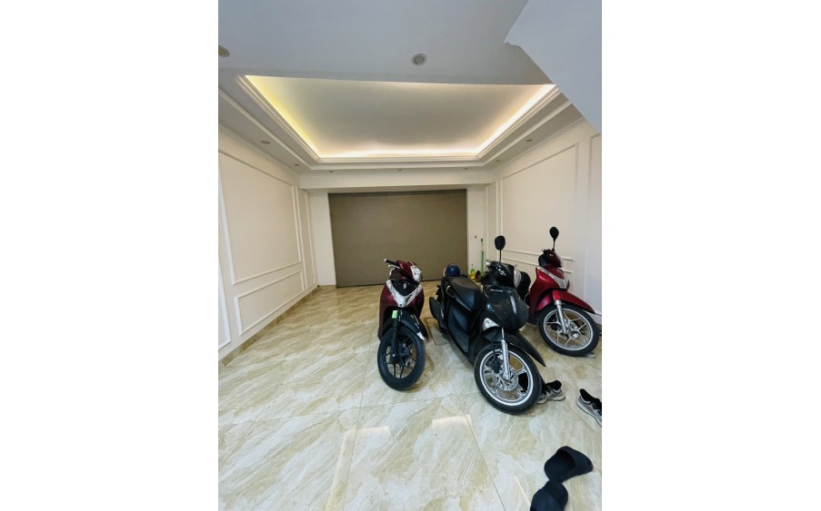 BÁN NHÀ PHỐ HOA BẰNG - CẦU GIẤY - PHÂN LÔ CỰC ĐẸP